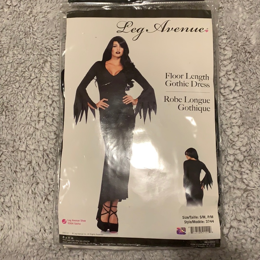 Floor Length Gothic Dress (S/M)